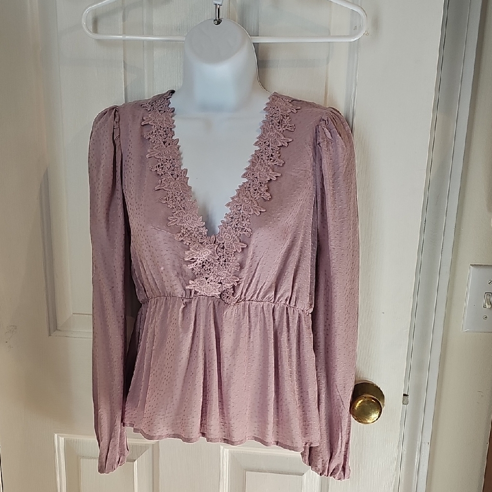 SELF-E  Mauve Lace V-Neck Blouse